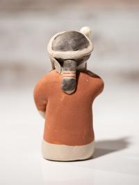 Pottery Singer