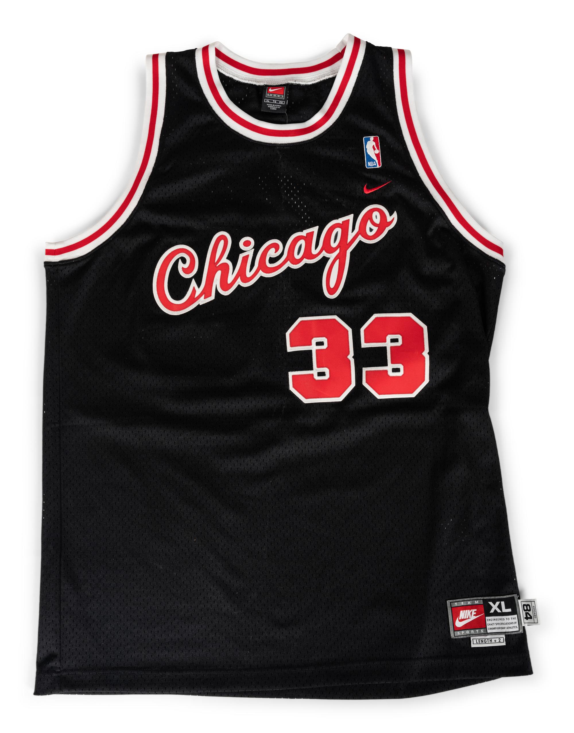 A Scottie Pippen Signed Autograph Chicago Bulls Nike Basketball Jersey (Beckett Authentication Services BAS Certified),