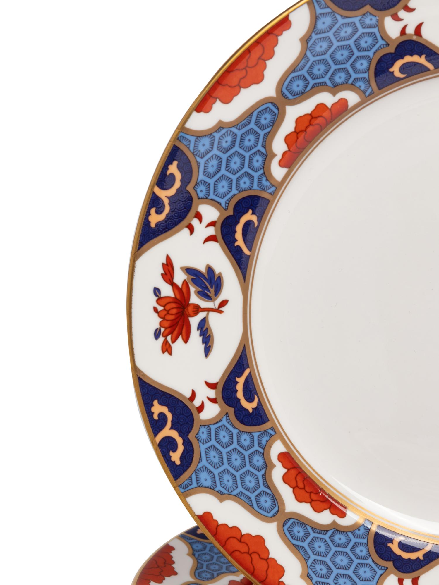 A Spode Porcelain Dinner Service