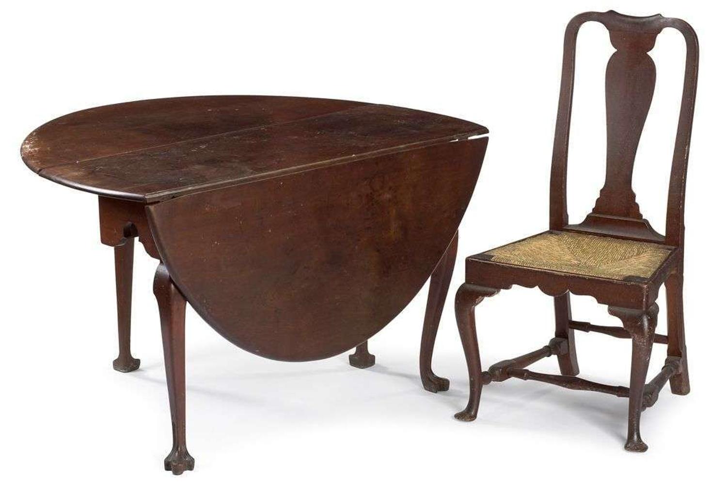 Queen Anne walnut drop-leaf dining table third quarter 18th century