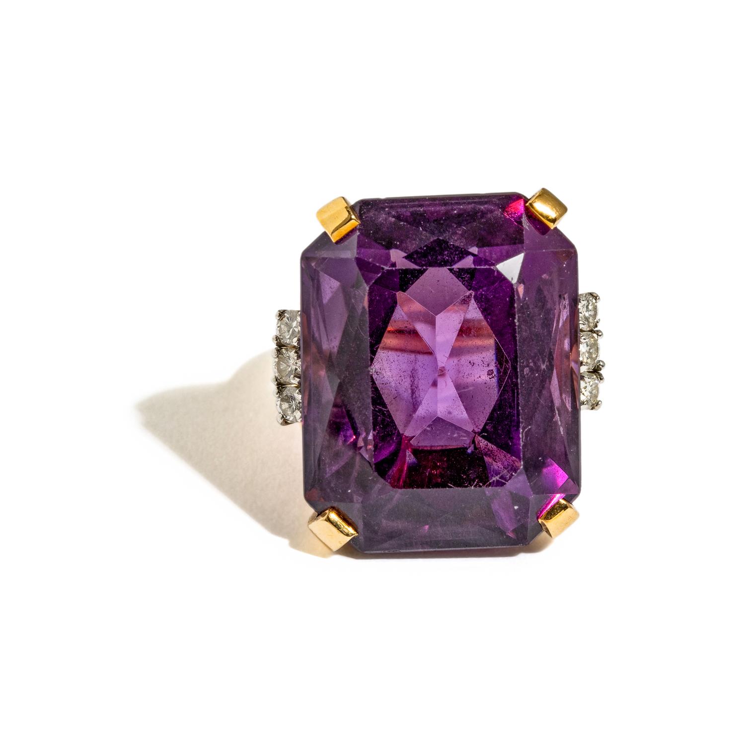 AMETHYST, DIAMOND, AND YELLOW GOLD RING