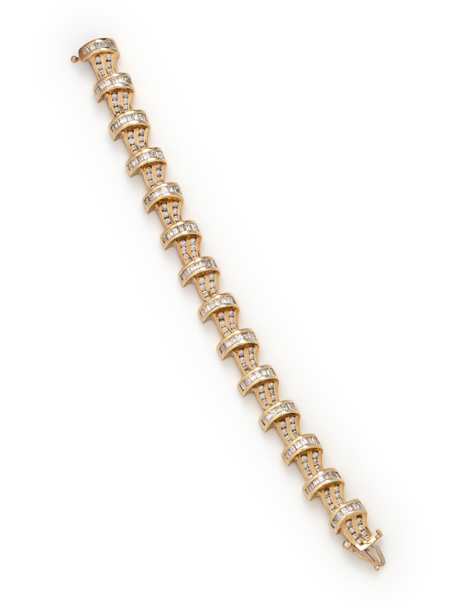 YELLOW GOLD AND DIAMOND BRACELET