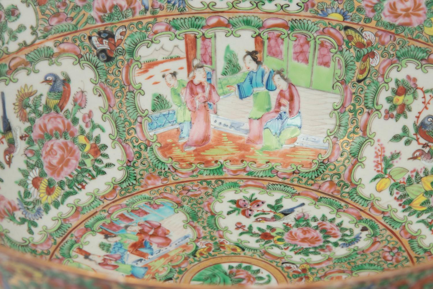 A Rose Medallion Porcelain Center Bowl