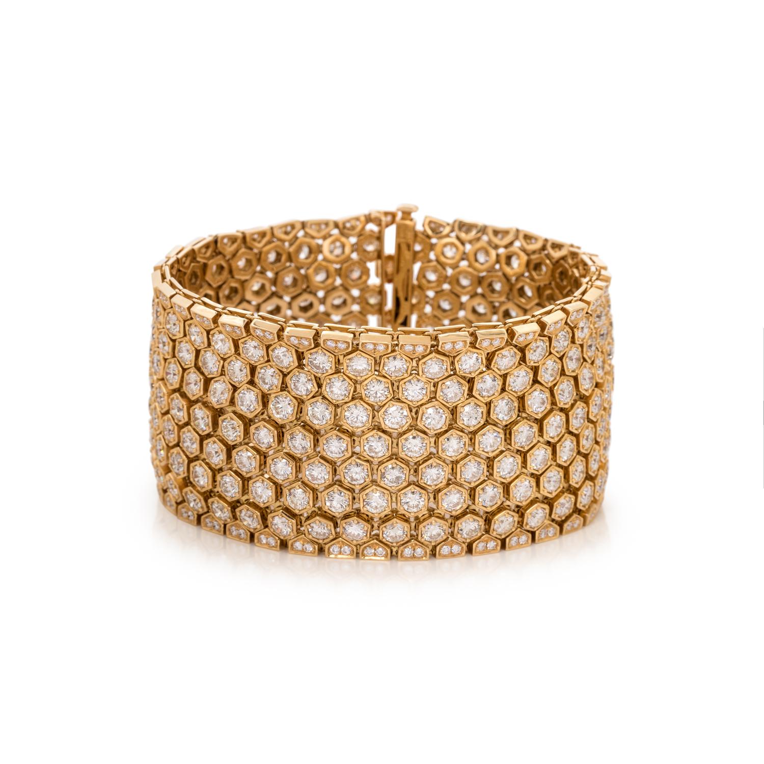 YELLOW GOLD AND DIAMOND BRACELET