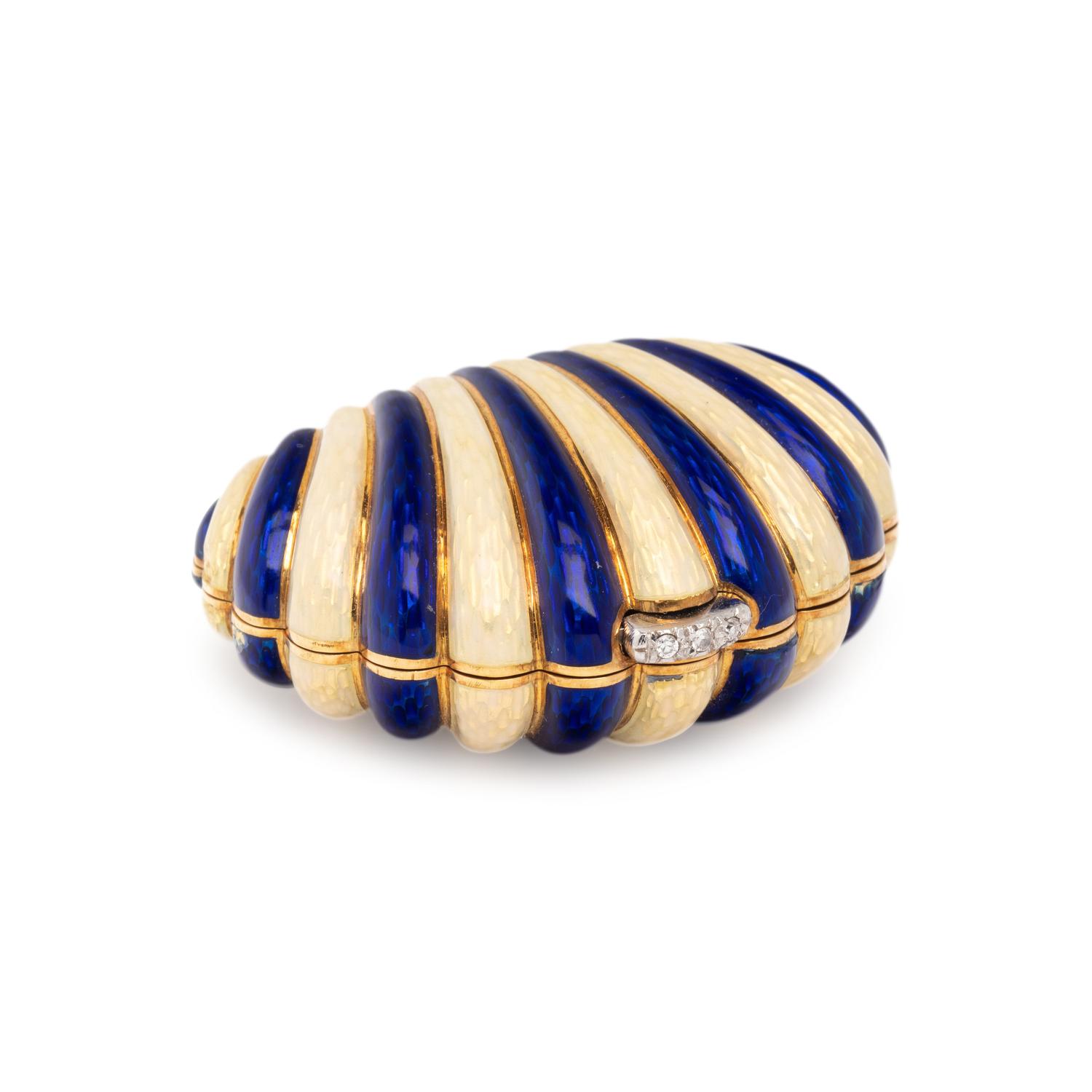 SPAULDING & CO., YELLOW GOLD AND ENAMEL PILL BOX