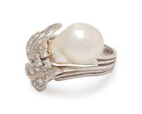 CULTURED BAROQUE PEARL AND DIAMOND RING