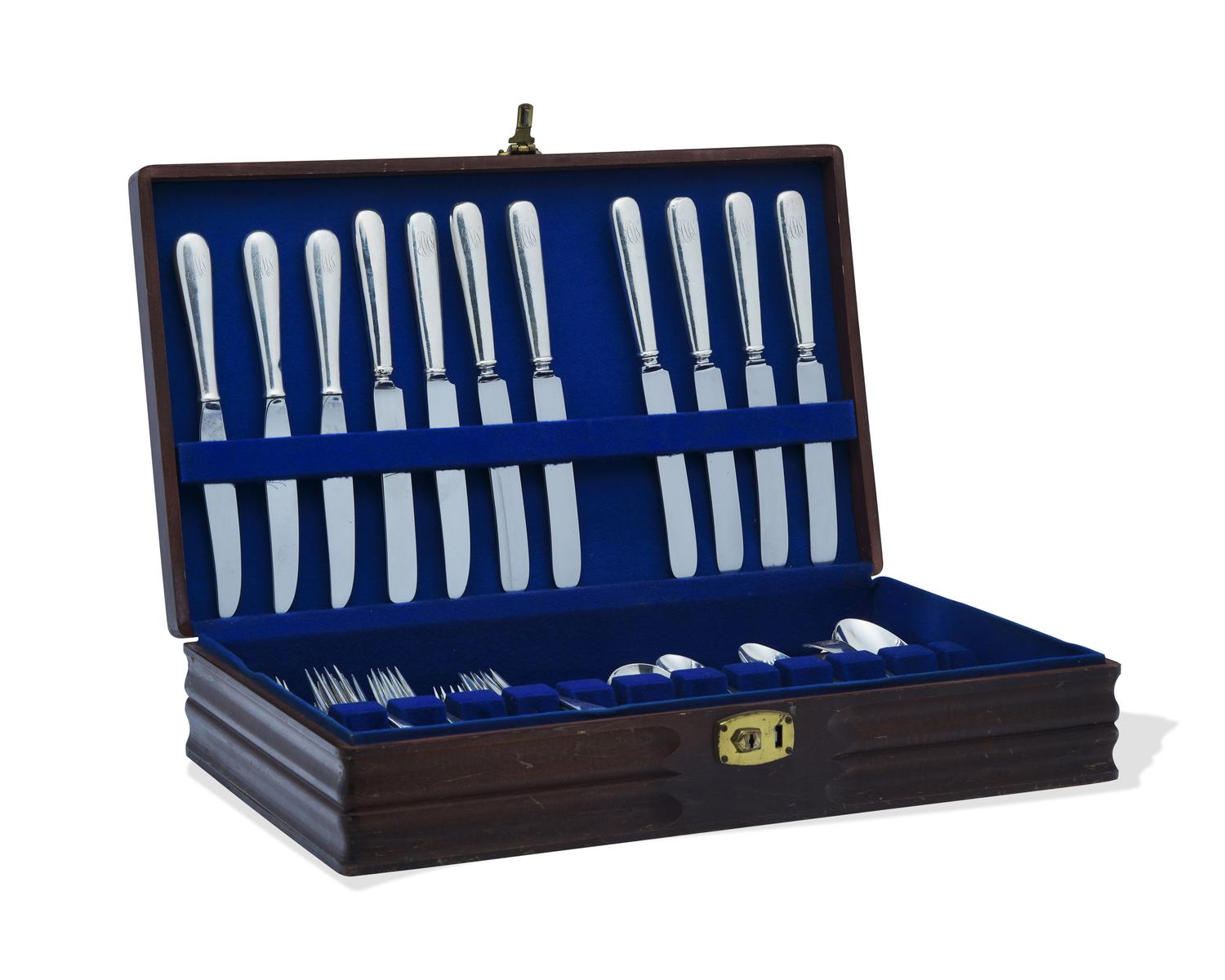 An Assembled American Silver Flatware Service