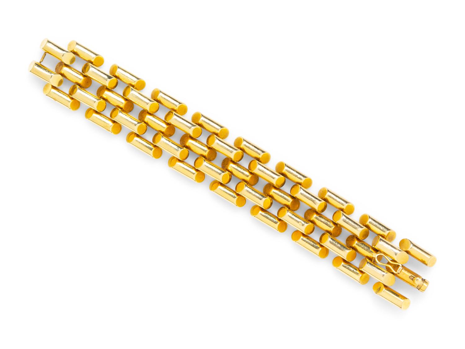 A 14 Karat Yellow Gold Bracelet,