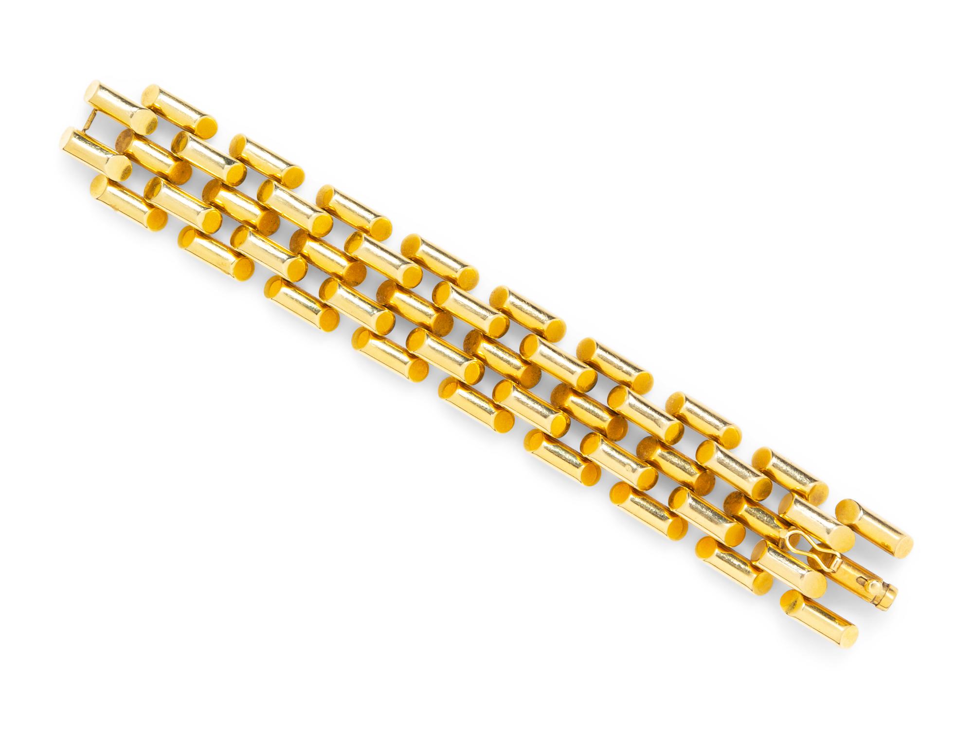 A 14 Karat Yellow Gold Bracelet,