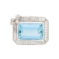 WHITE GOLD, AQUAMARINE, AND DIAMOND BROOCH