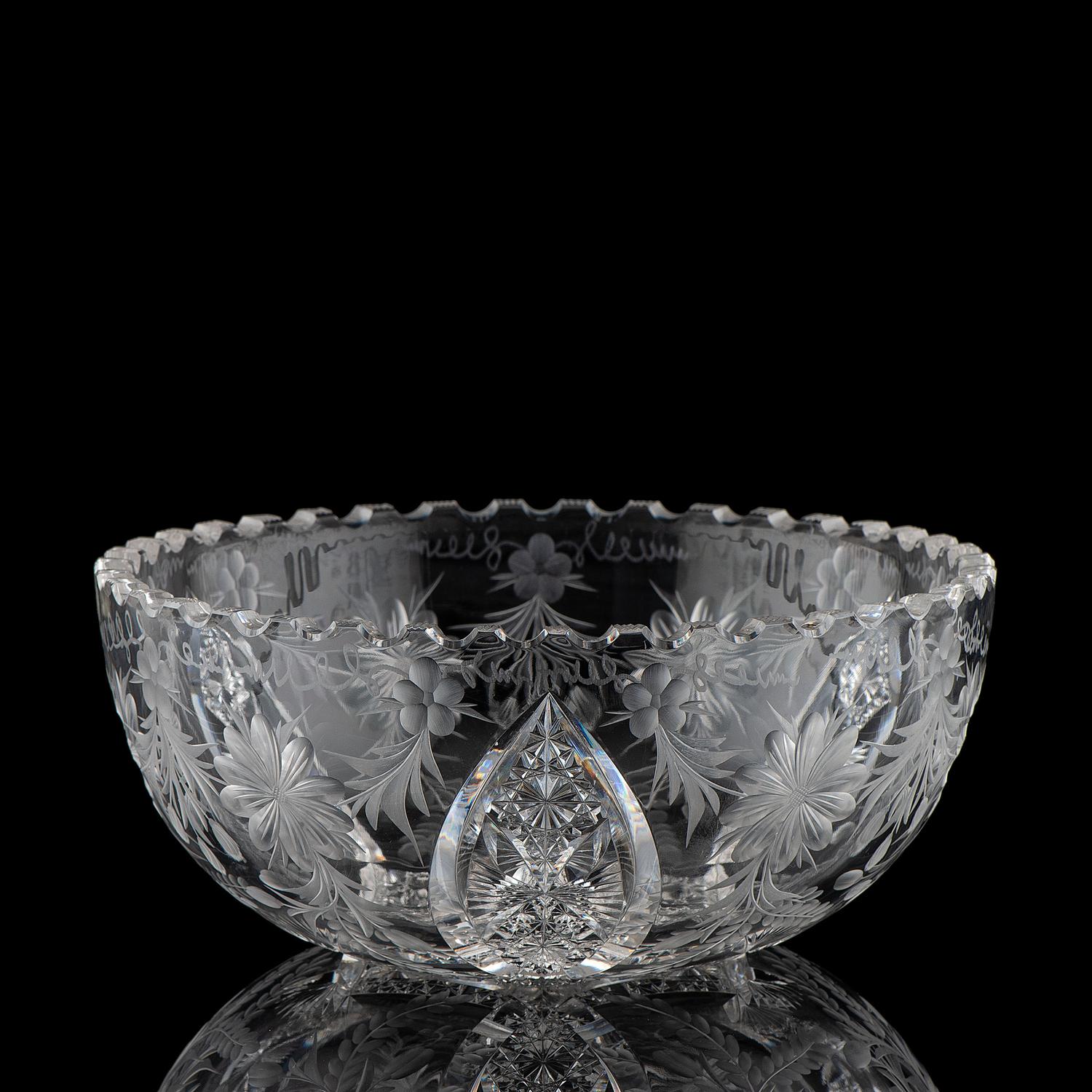 A Tuthill Brilliant-Cut Glass Berry Bowl