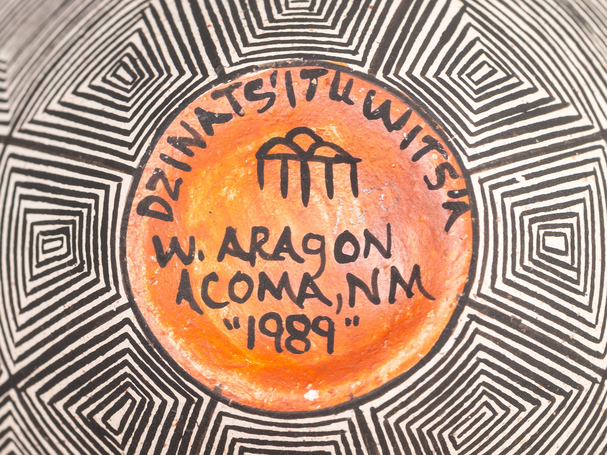 Acoma Seed Jar and Miniature Pottery