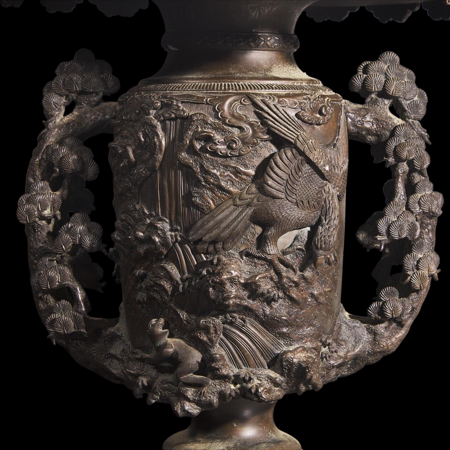 A Pair of Japanese Bronze Flower Vases, Meiji Period 日本明治時代 銅花樽一對