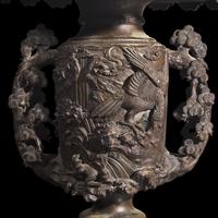 A Pair of Japanese Bronze Flower Vases, Meiji Period 日本明治時代 銅花樽一對