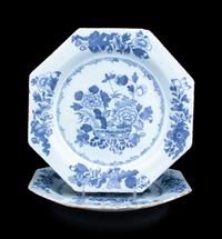 A Pair of Chinese Export Blue and White Porcelain Plates