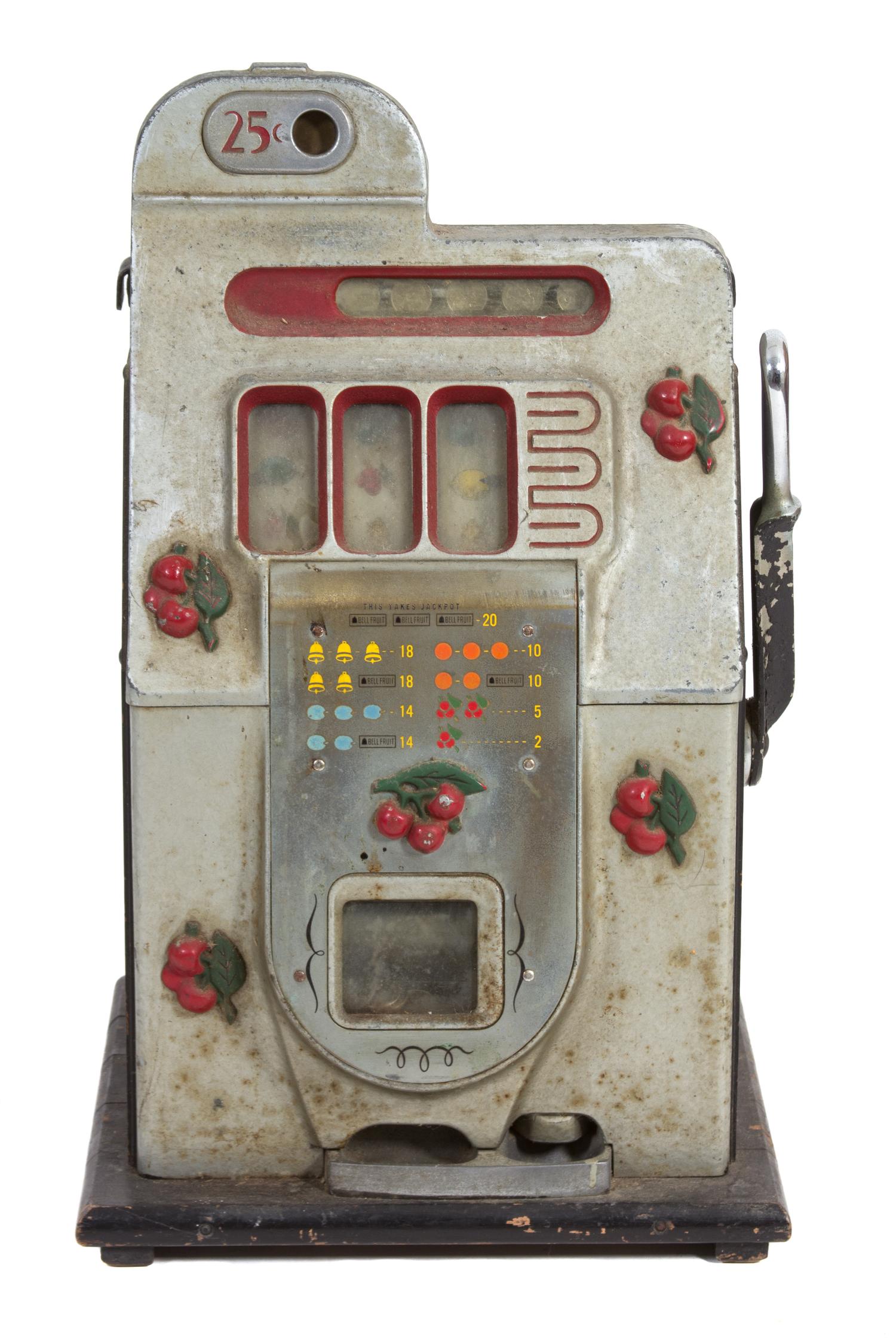 A Mills 25 Cent Slot Machine Height 26 x width 16 x depth 15 inches. — Mid-20TH CENTURY