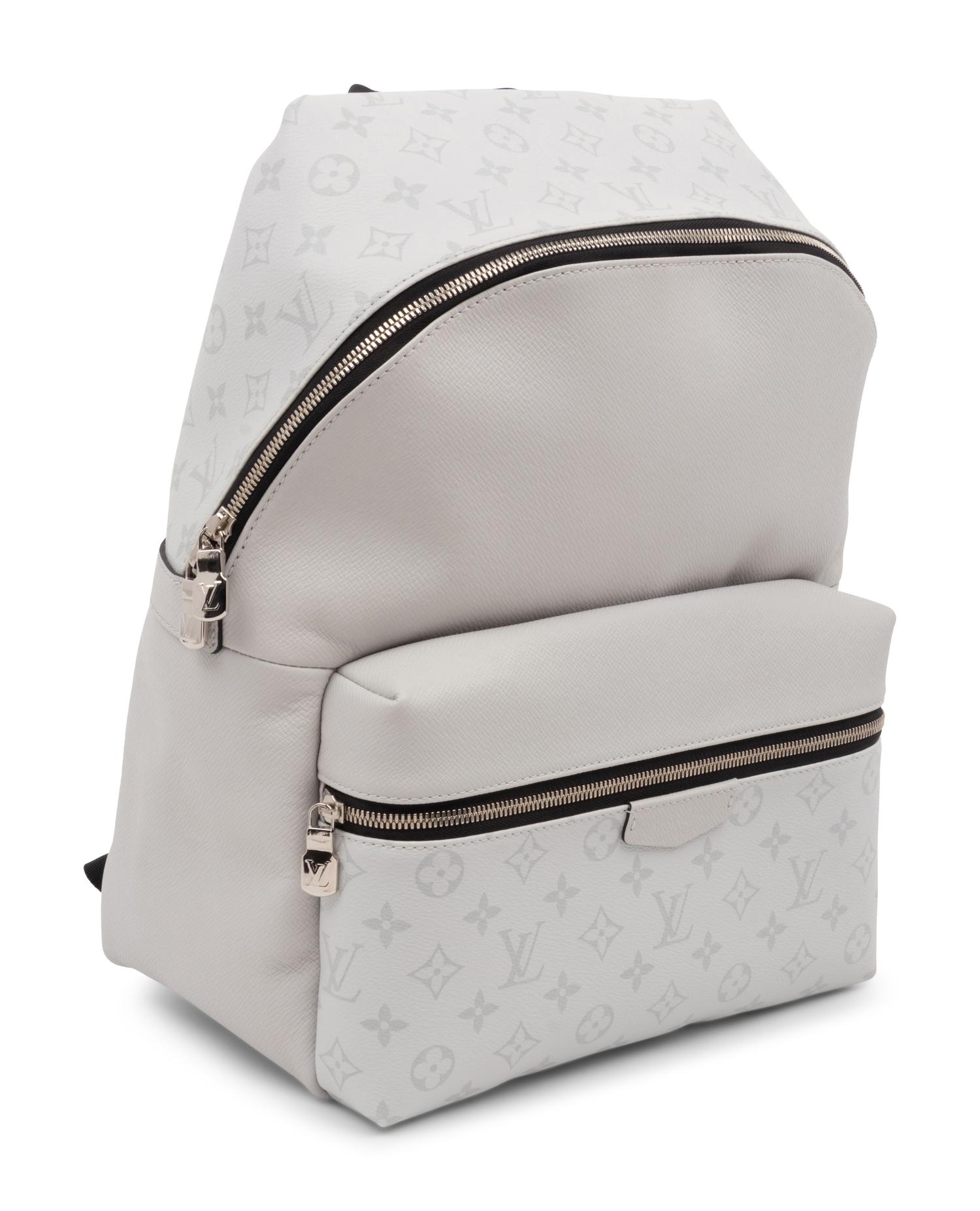 Louis Vuitton Discovery Backpack PM in Taiga Monogram Coated Canvas, Blanc, 2019