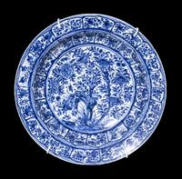 A Chinese Export Blue and White Porcelain Charger