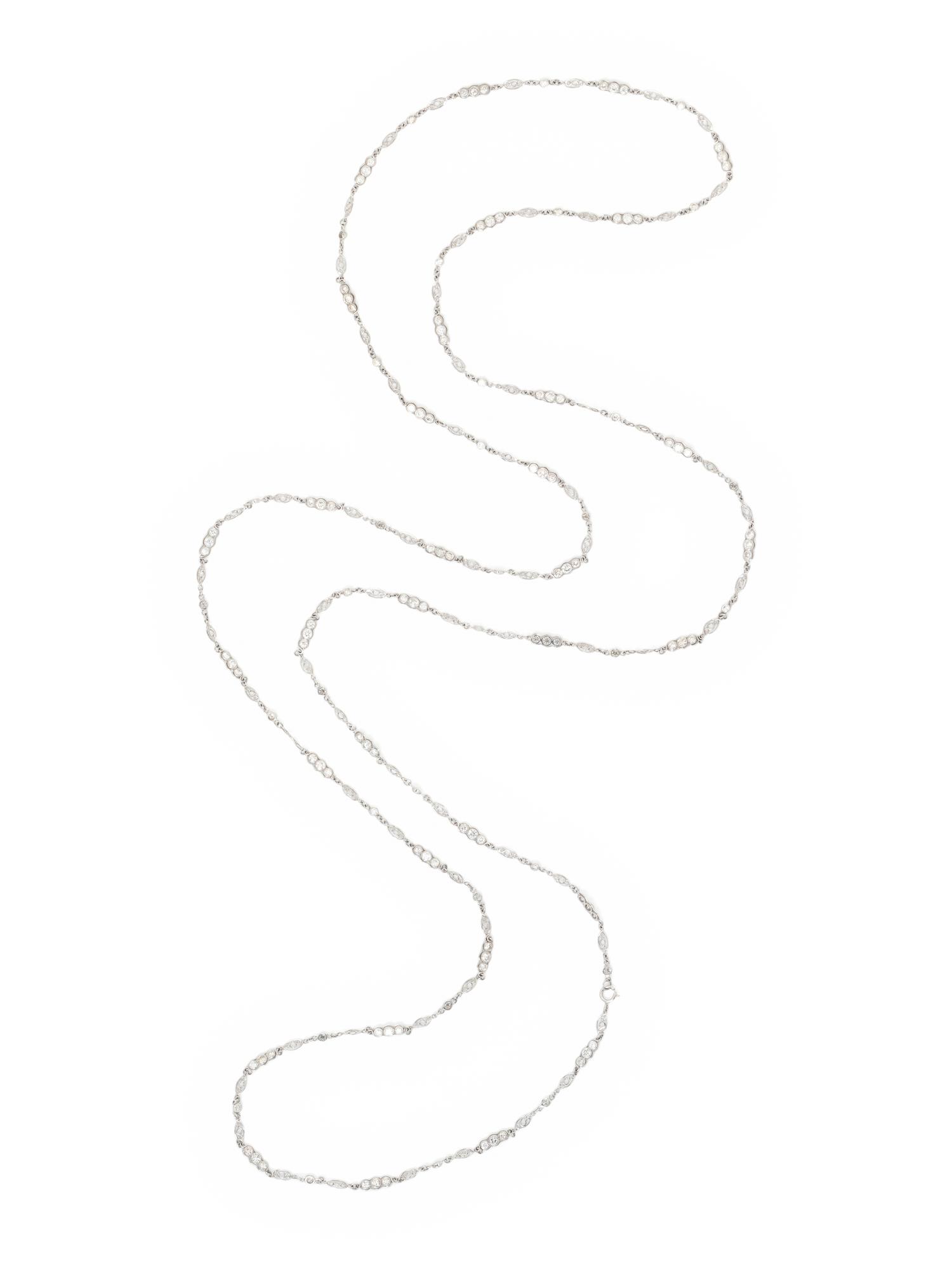 WHITE GOLD AND DIAMOND LONGCHAIN NECKLACE
