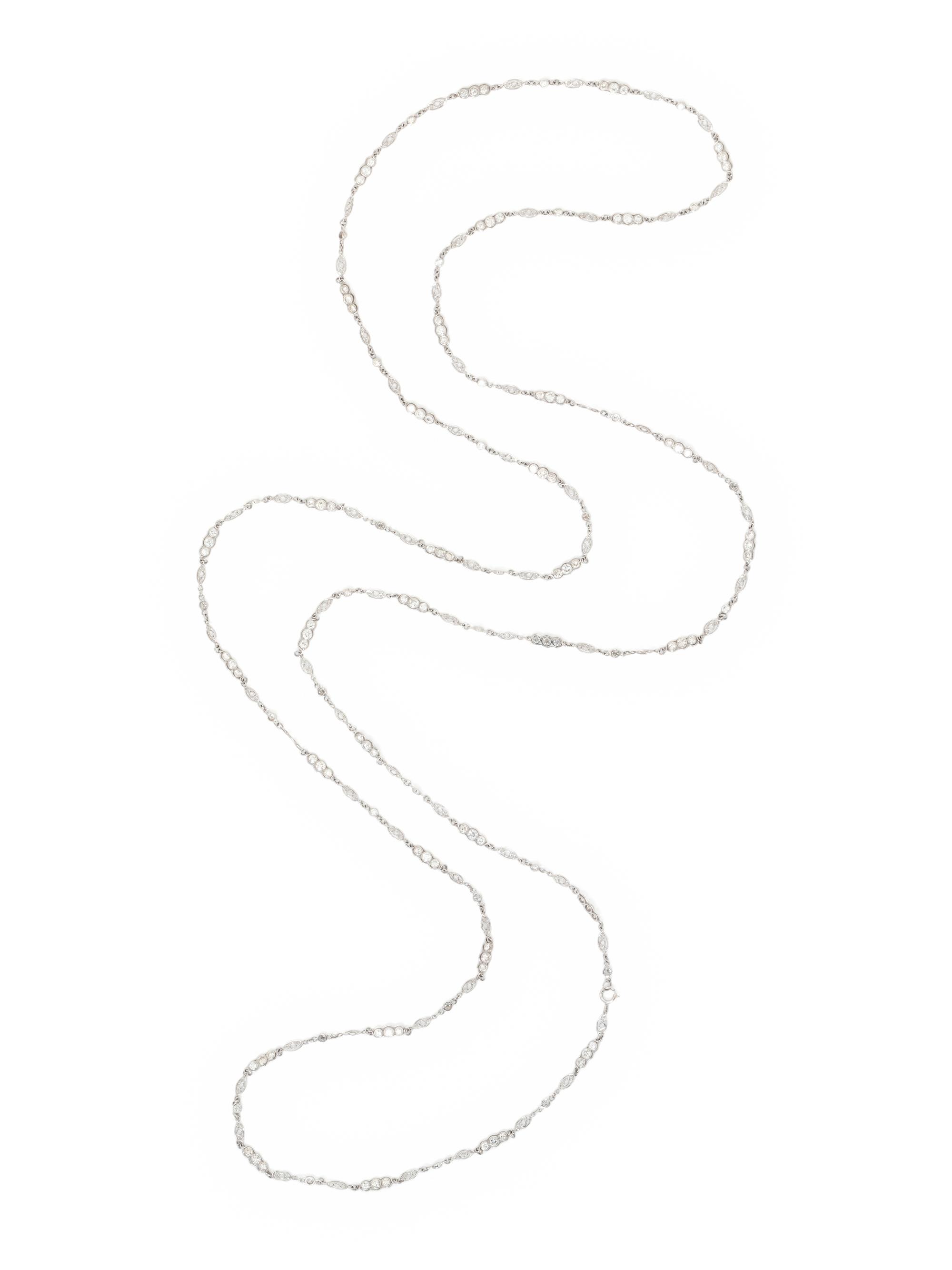 WHITE GOLD AND DIAMOND LONGCHAIN NECKLACE