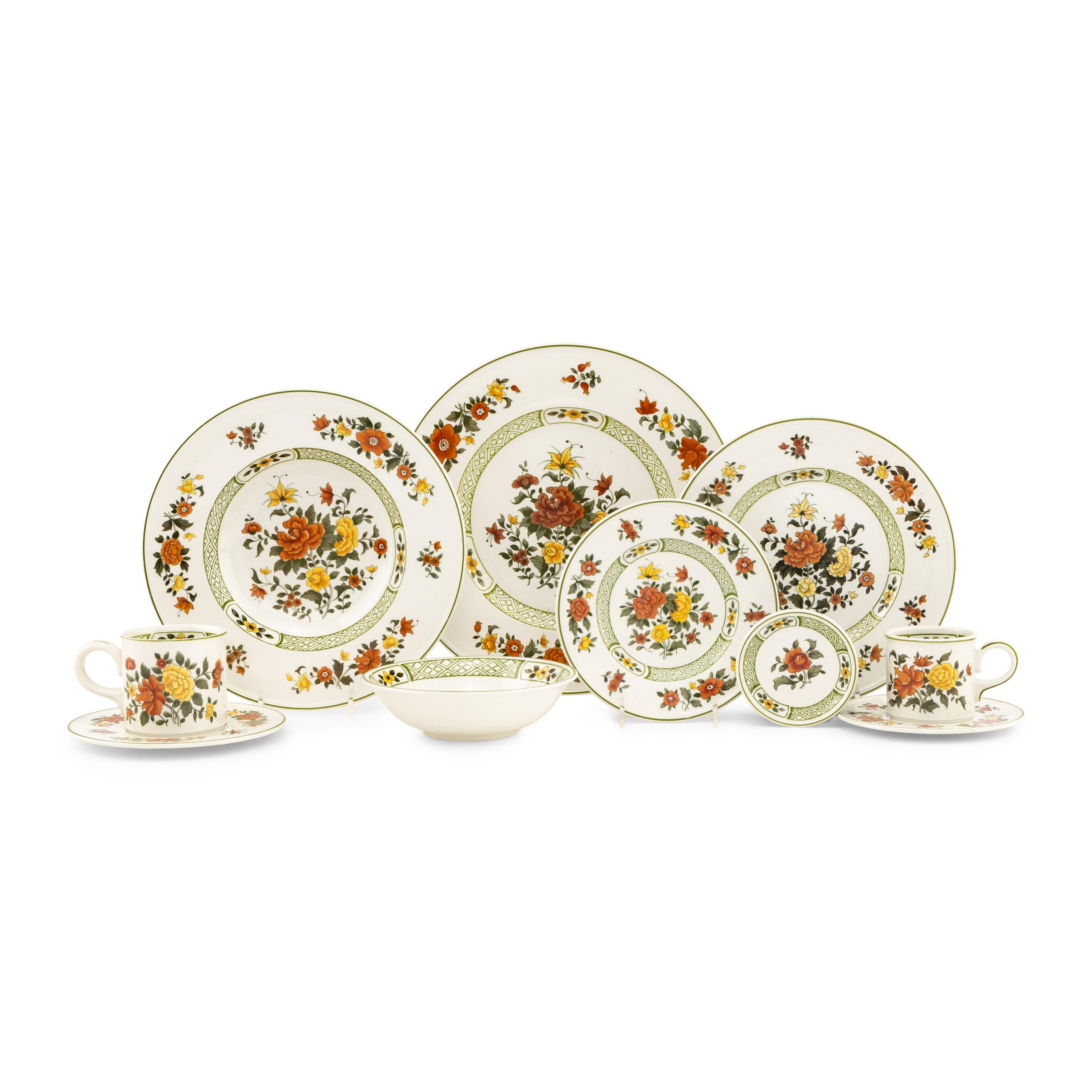 A Villeroy and Boch Porcelain Dinner Service