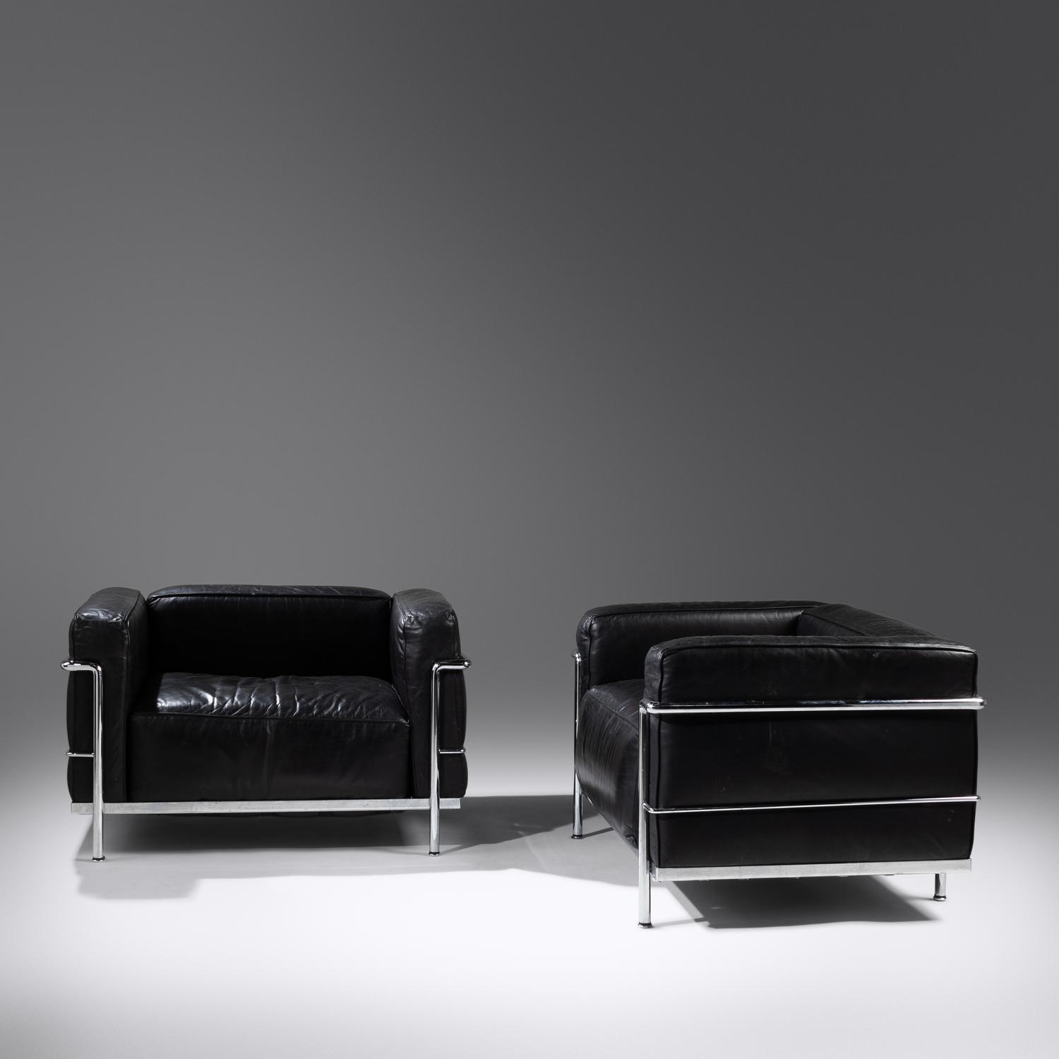 Pair of 'Grande Comfort' Lounge Chairs, model LC3 Cassina, Italy