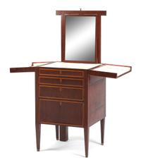 A George III Mahogany Lift-Top Dressing Table Height 35 x width 22 x depth 20 1/2 inches. — EARLY 19TH CENTURY