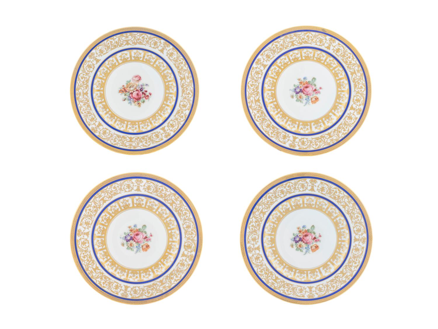 A Set of Eleven Continental Porcelain Cabinet Plates — 20TH CENTURY