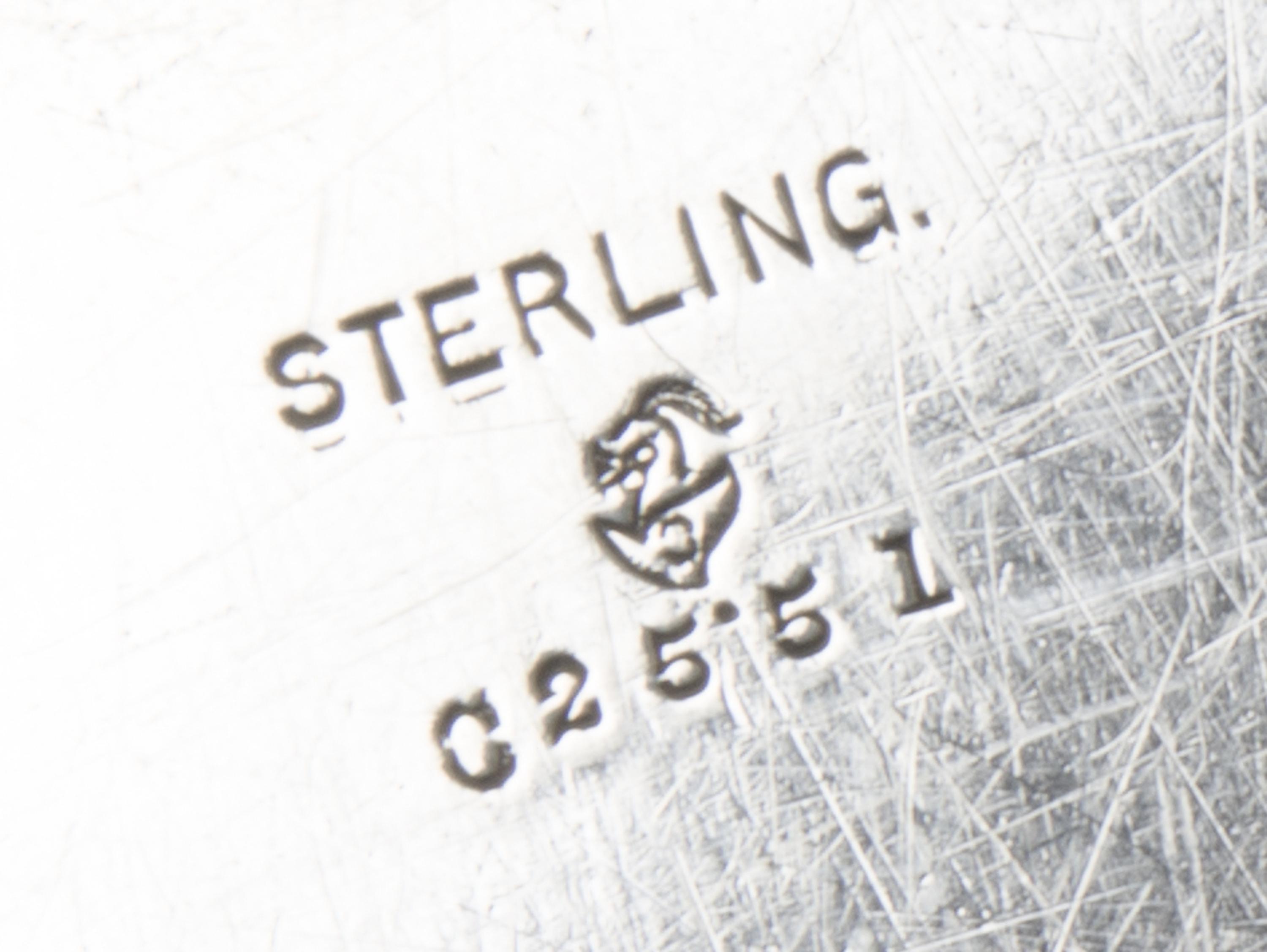 An American Silver Meat Platter, International Silver Co., Meriden, CT, 20th Century, of shaped oval form.