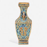 An unusual small Chinese archaistic enameled and gilt porcelain cabinet vase 倣古风格珐琅彩花瓶 Six-character "Da Qing Qianlong yuzhi" seal mark “??????”???