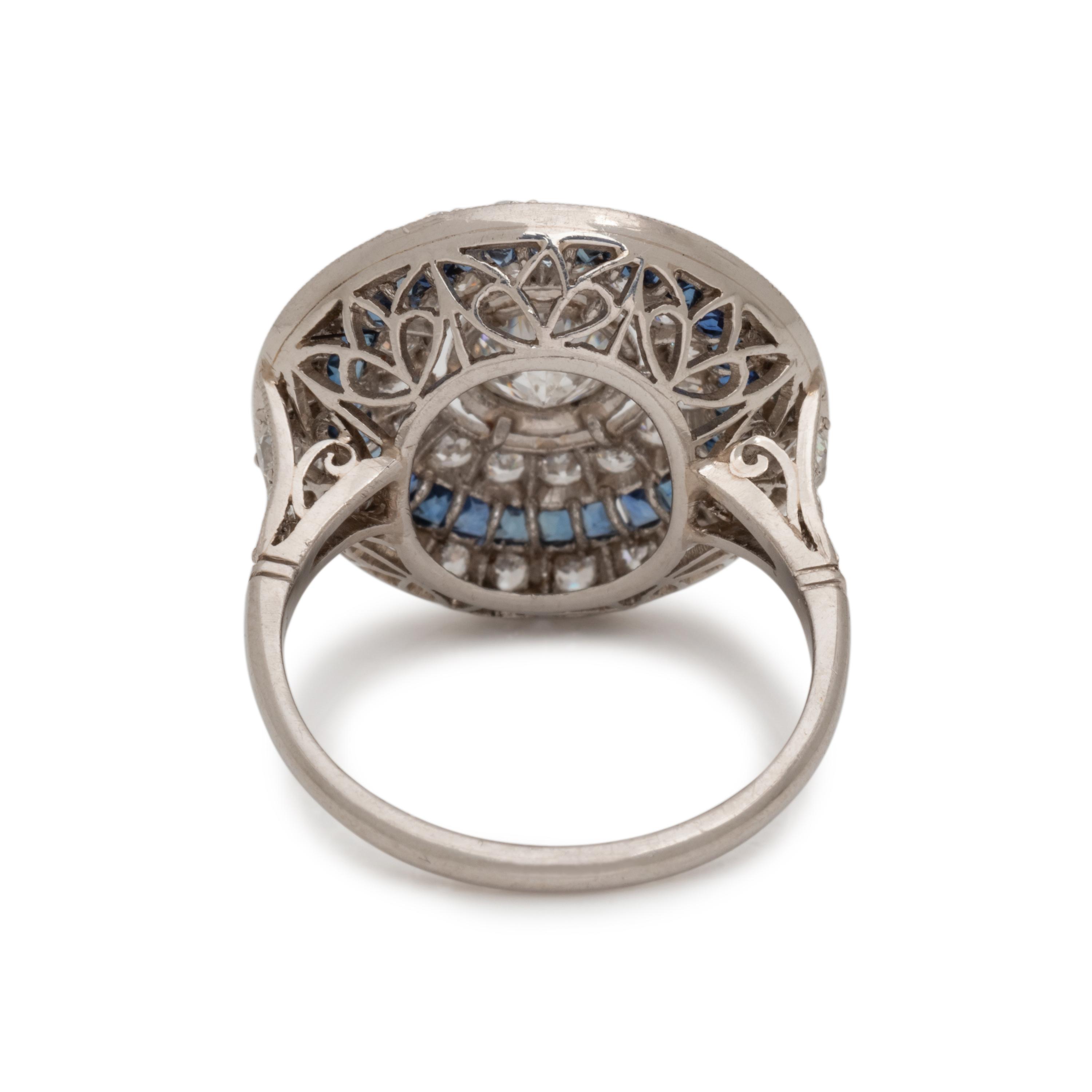 DIAMOND AND SAPPHIRE RING
