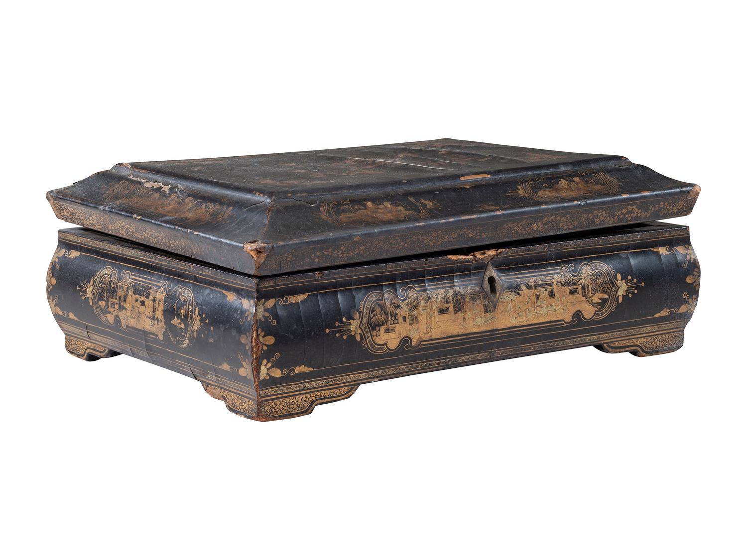 A Chinese Canton Lacquer Box