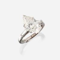 A diamond solitaire