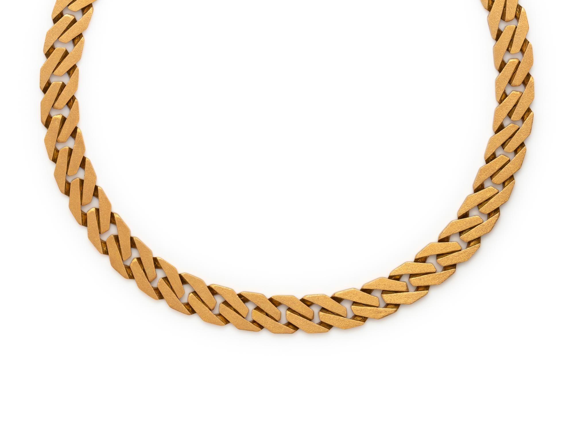 YELLOW GOLD NECKLACE