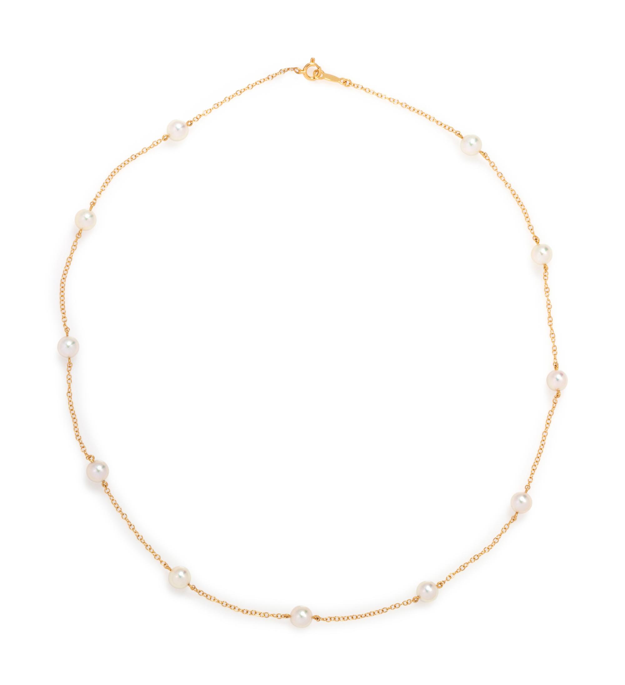 MIKIMOTO, YELLOW GOLD AND CULTURED PEARL NECKLACE