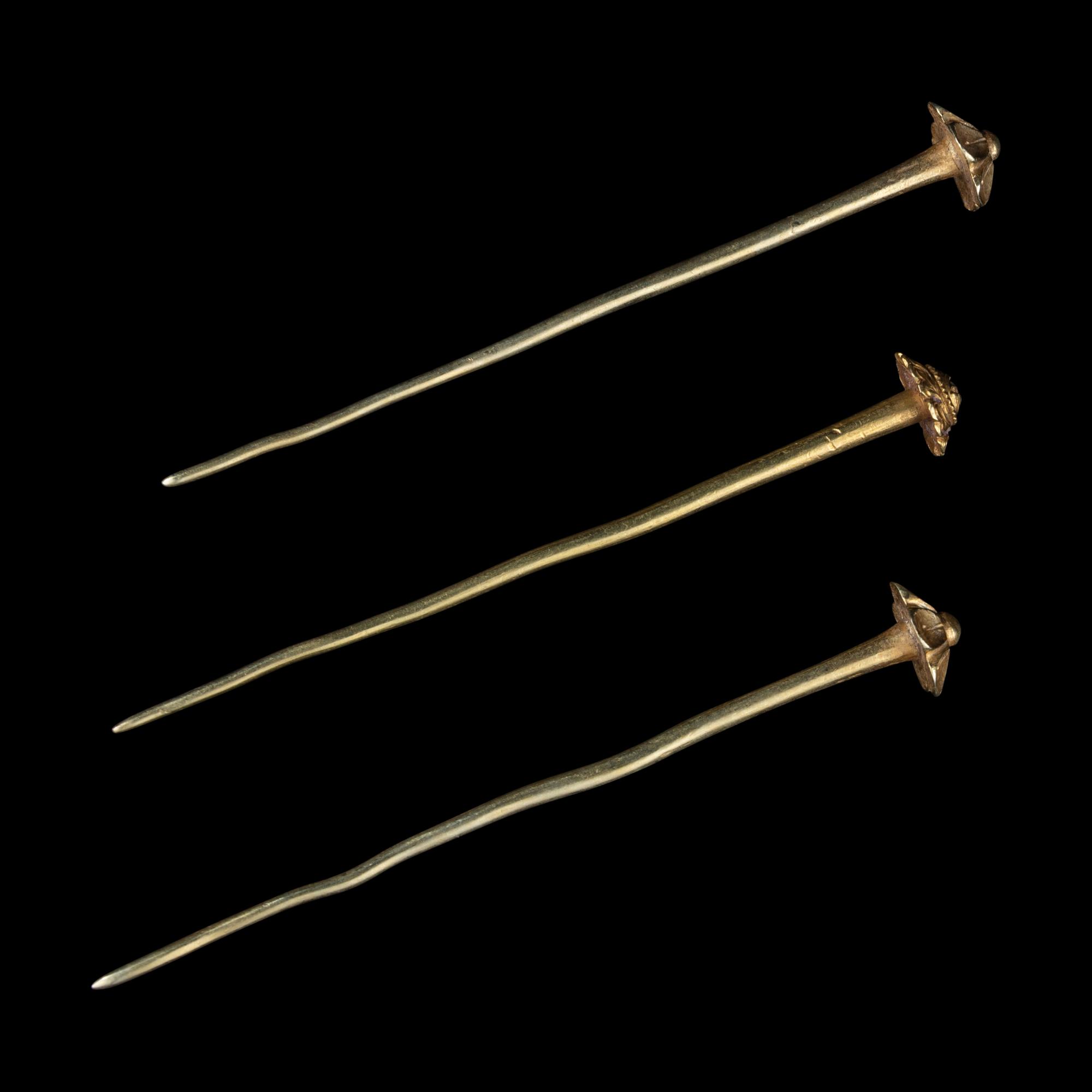 Three Chinese Gold 'Floral' Hair Pins, Zan, Ming Dynasty 明 梅花、牡丹頭金錐腳簪