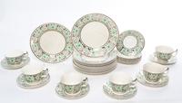 A Wedgwood Partial Lusterware Service Diameter of dinner plate 8 inches. — 19TH/20TH CENTURY