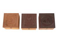 [EARLY PHOTOGRAPHY]. A group of Union cases and collar boxes with varying designs.