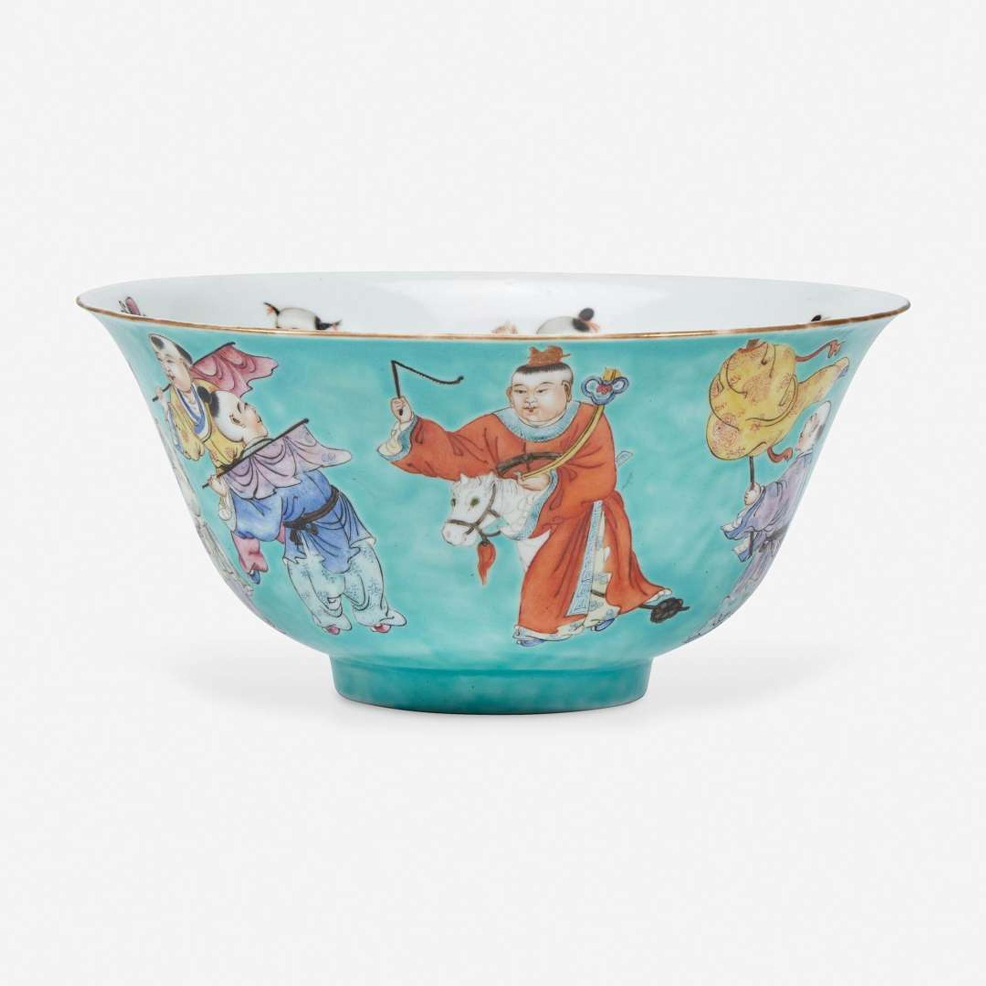 A Chinese turquoise ground "Boys" bowl 五彩松石绿地“童子”碗