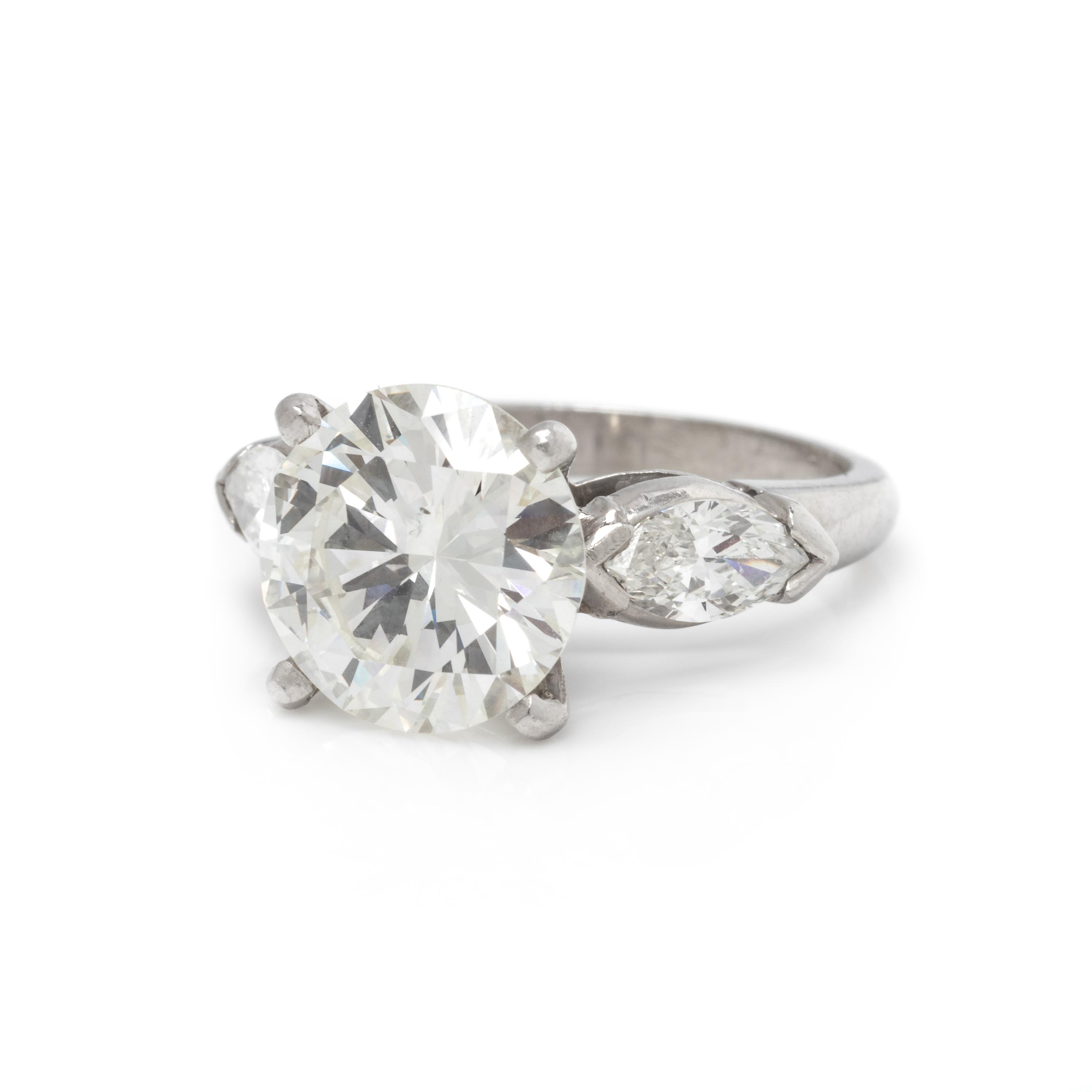 DIAMOND RING