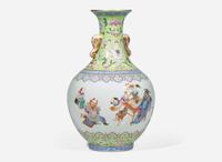 A Chinese famille rose-decorated "Zhongkui and Demons" vase, Xianfeng six-character seal mark 鐘馗打鬼粉彩瓶 咸豐六字款