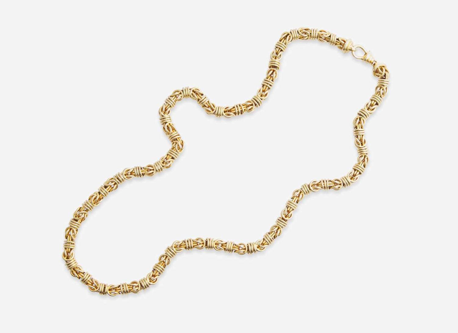 A 14K Yellow Gold Knot Link Necklace