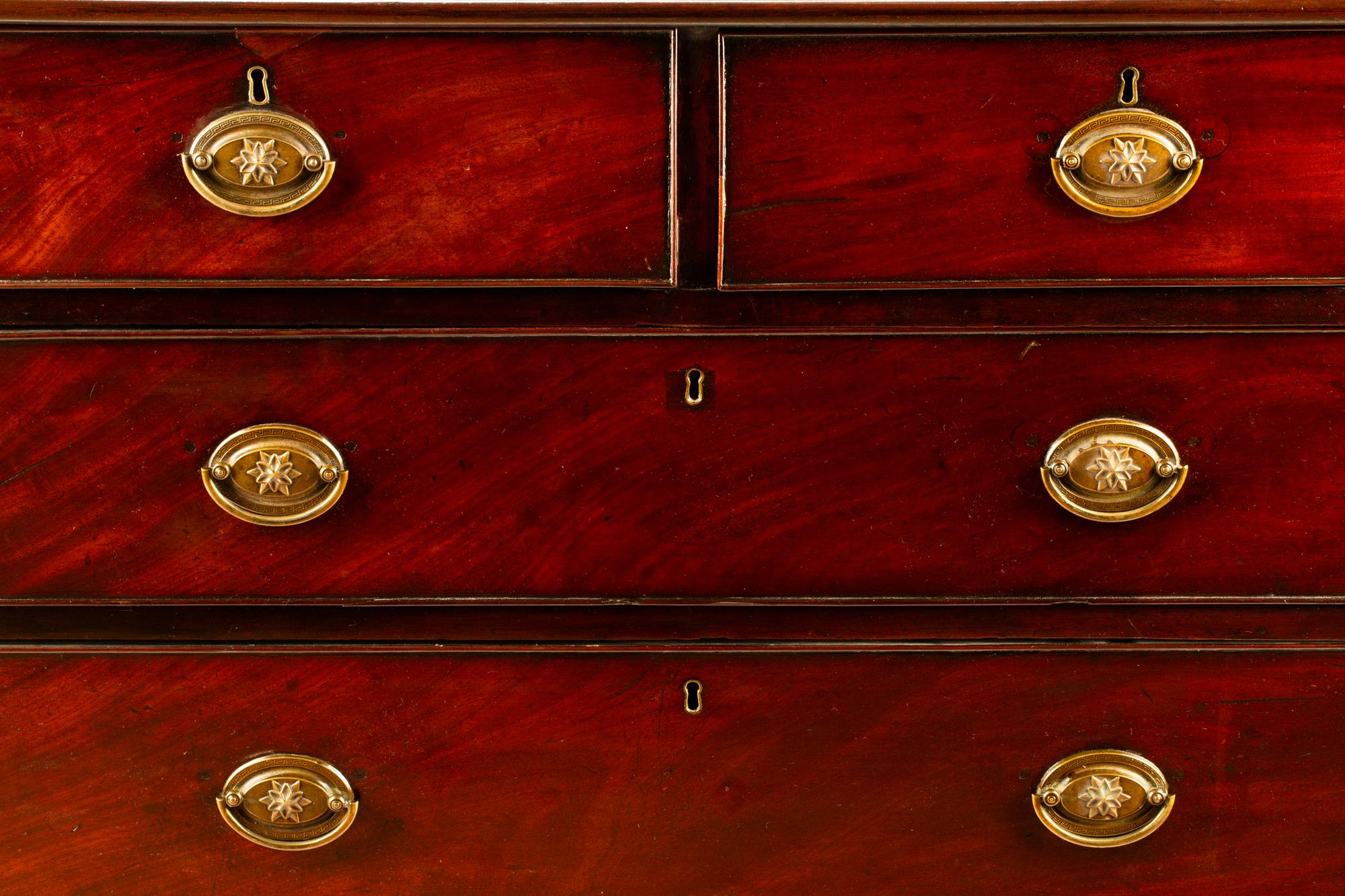 A George III Style Mahogany Chest of Drawers — 19TH CENTURY
