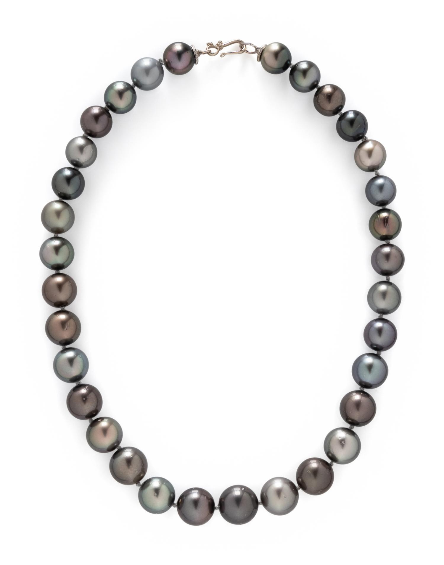 CULTURED TAHITIAN PEARL NECKLACE