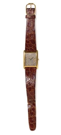 An 18 Karat Yellow Gold Wristwatch, Baume & Mercier,