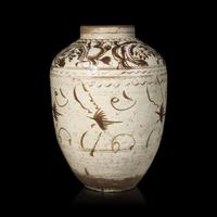 A Very Large Chinese Cizhou Iron Brown-Decorated Storage Jar, Late Ming Dynasty — 明晚期 磁州窯大罐