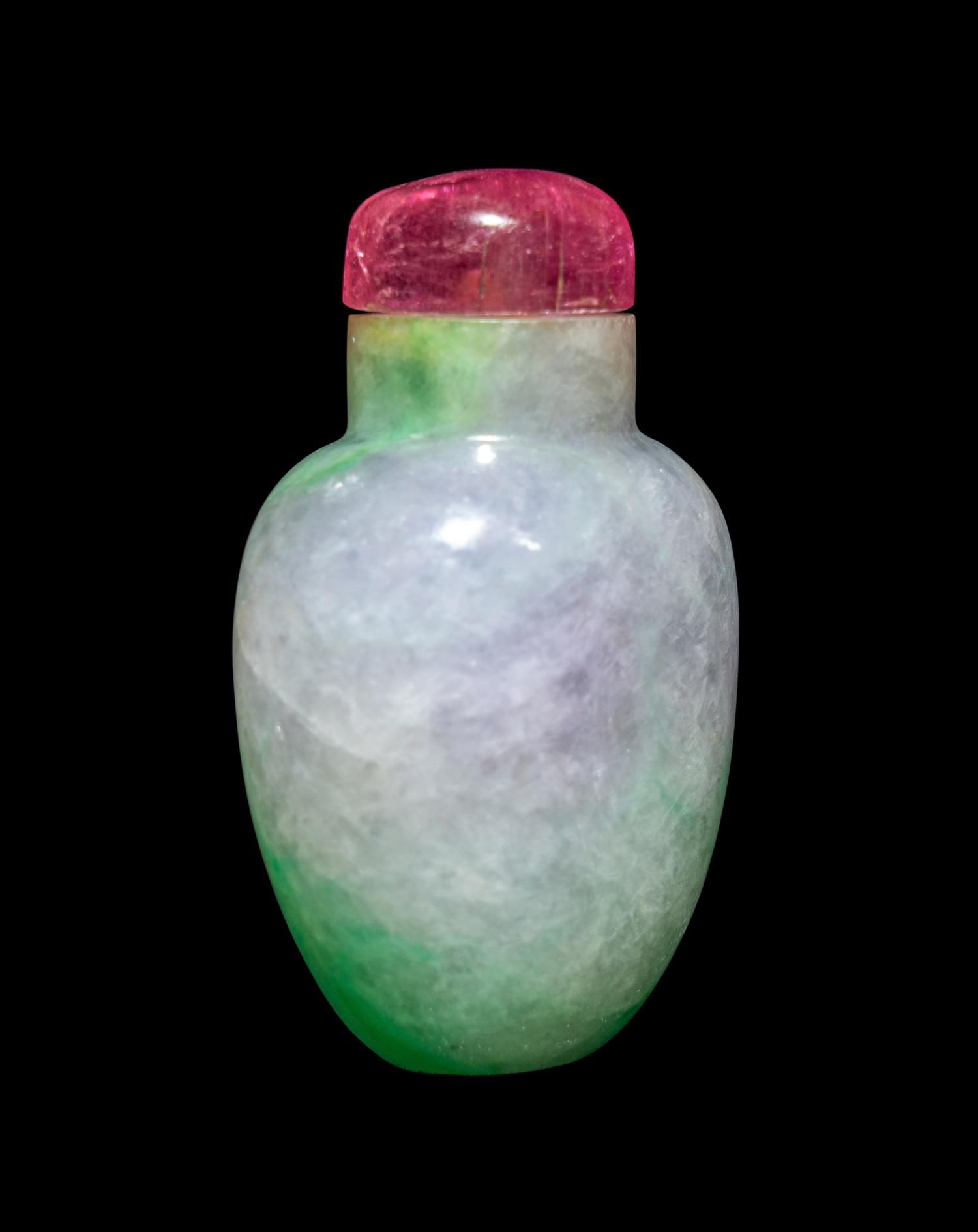 A Chinese Green and Lavender Jadeite Snuff Bottle