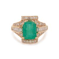 EMERALD AND DIAMOND RING