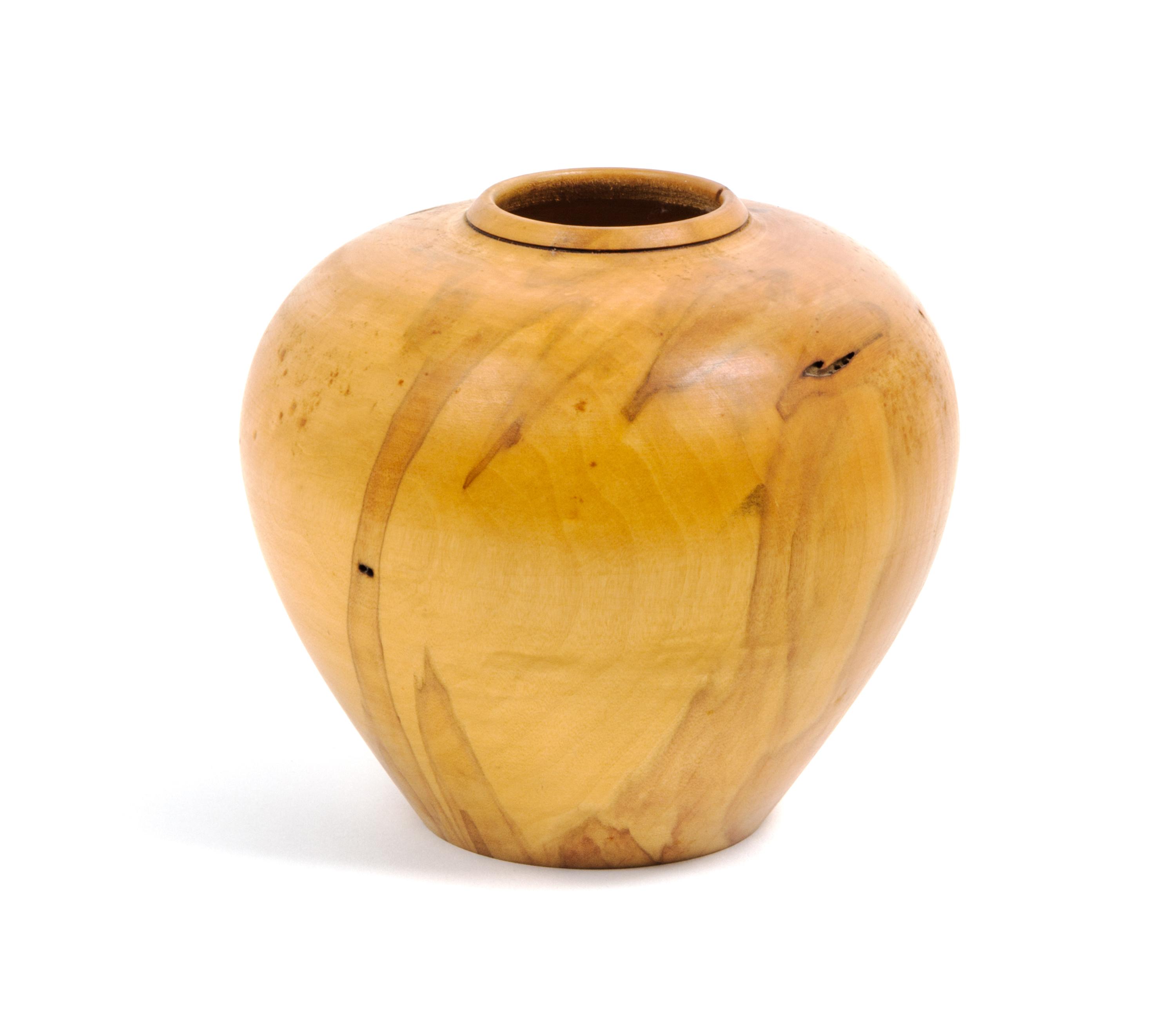 Anthony Yakonick, USA, c. 2000, a hand turned wood vessel