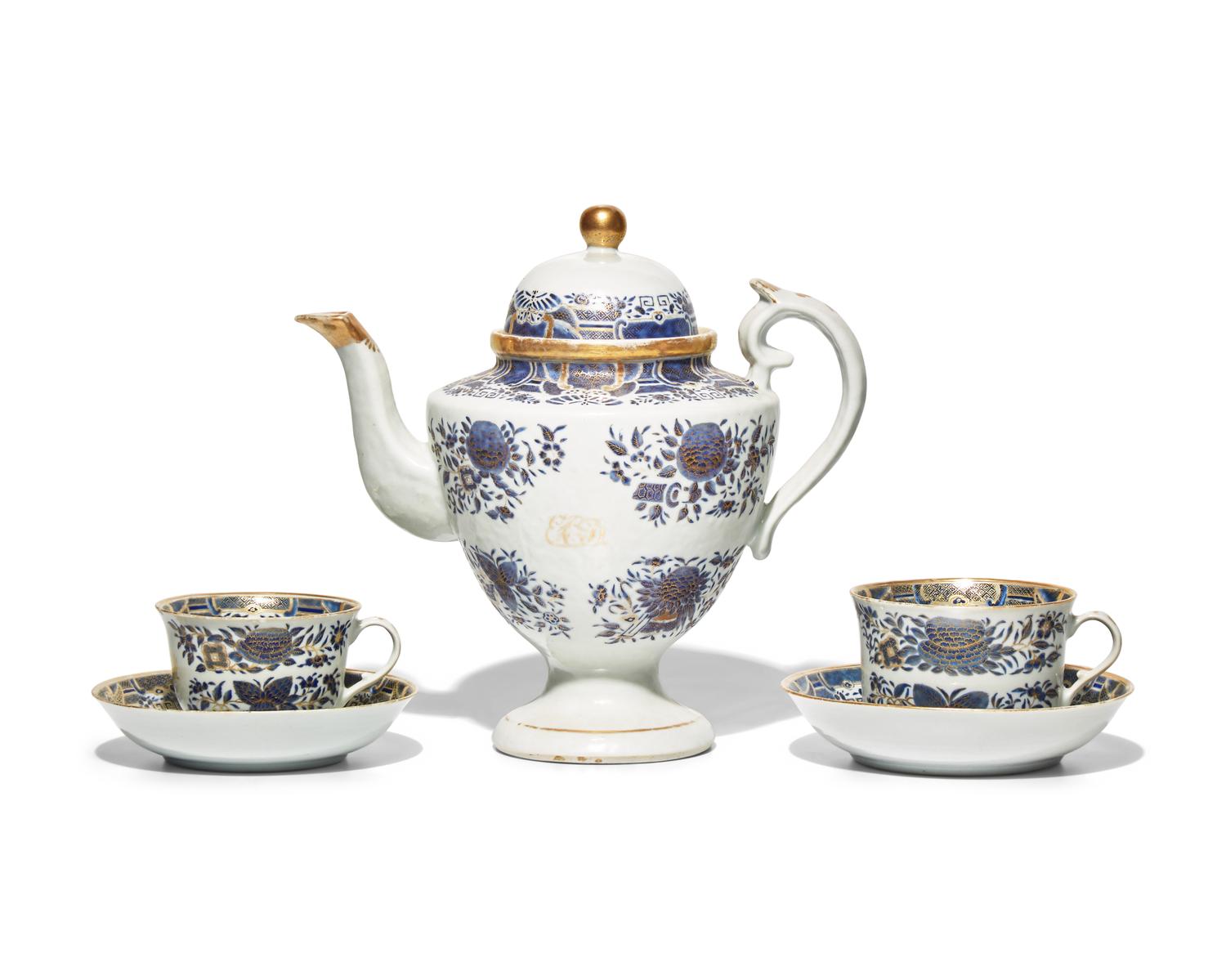 A Chinese Export Porcelain Imperial Blue Fitzhugh Coffee Pot with Two Cups and Saucers